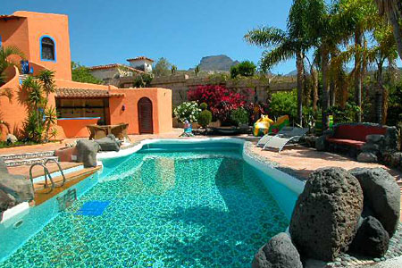 Villa Andalucia: Pool-Landschaft