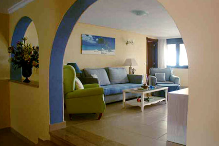 Teneriffa Finca San Juan Marbella Wohnzimmer Ansicht 2