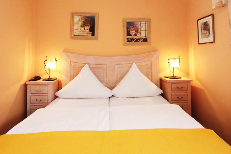 Casa Uvi hat ein komfortables großes Doppelbett.